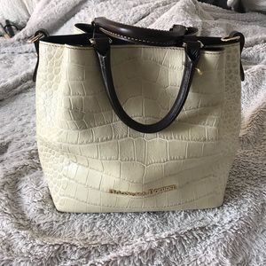 ❤️☀️ DOONEY & BOURKE